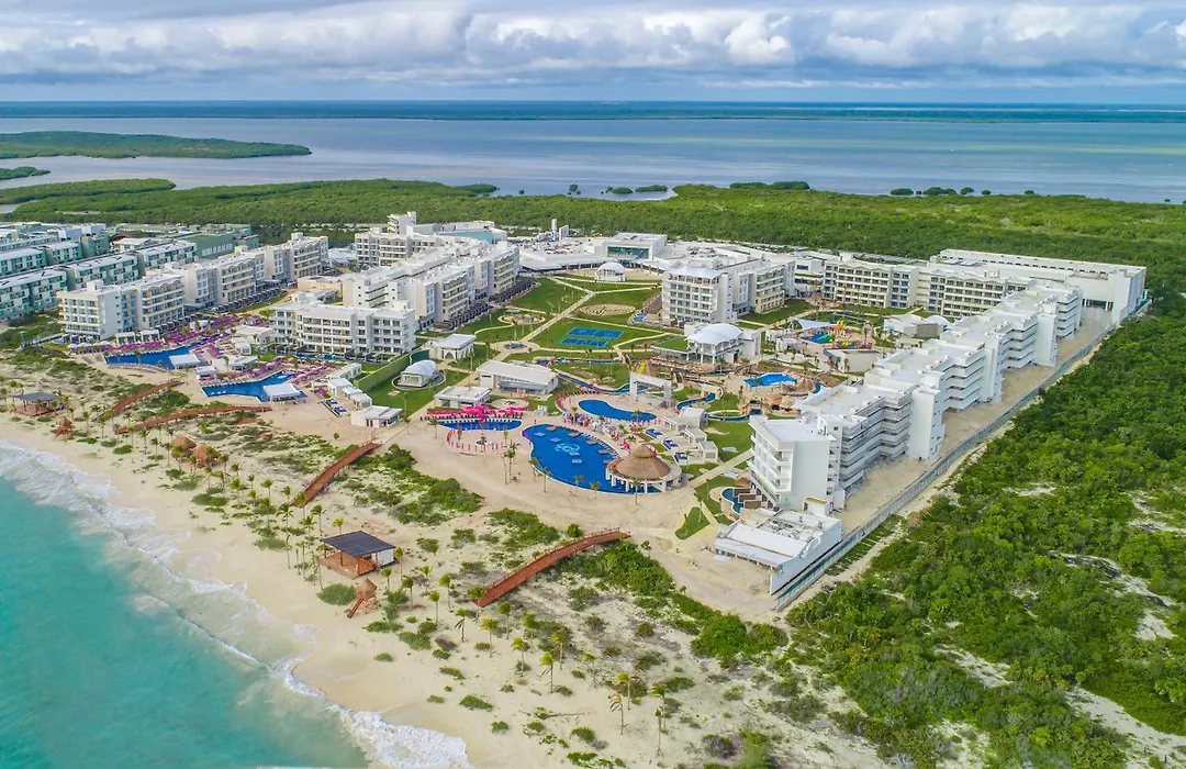 Planet Hollywood Cancun By Royalton, An Autograph Collection All-Inclusive Resort (Adults Only)-1